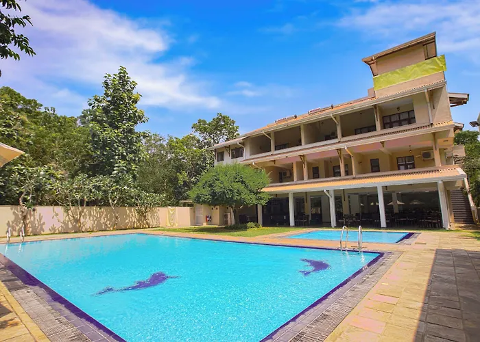 Lavendish Okrin Hotel