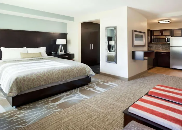 Staybridge Suites Dearborn By Ihg