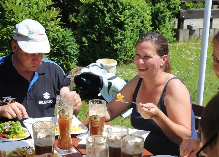 Landgasthof-Bikerhotel Arnold