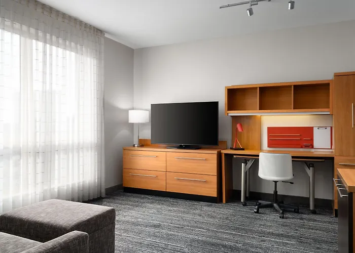 Towneplace Suites By Marriott Champaign