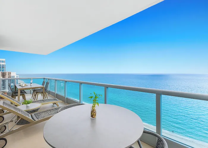 Dharma Home Suites Miami Beach At Monte Carlo