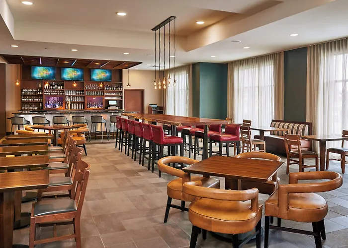 Four Points By Sheraton Fargo Medical Center