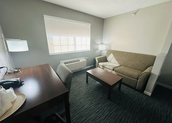 Bridgepointe Inn & Suites By Bphotels, Lincoln I-80 & 27Th St