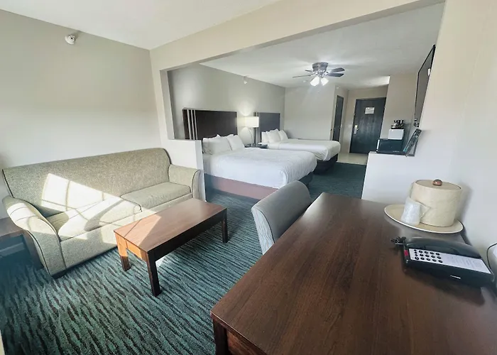 Bridgepointe Inn & Suites By Bphotels, Lincoln I-80 & 27Th St