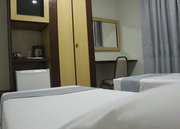 David Plaza Hotel