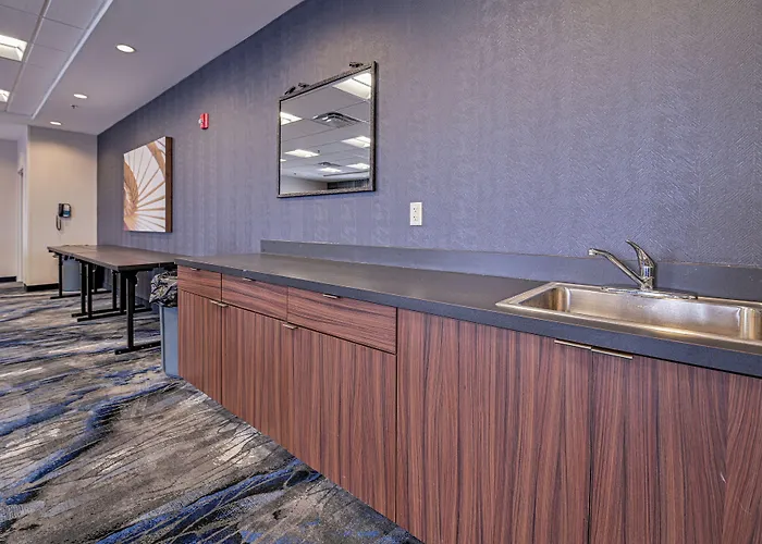 Fairfield Inn & Suites By Marriott East Grand Forks