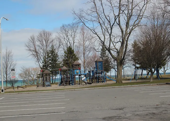 Evergreen Motel