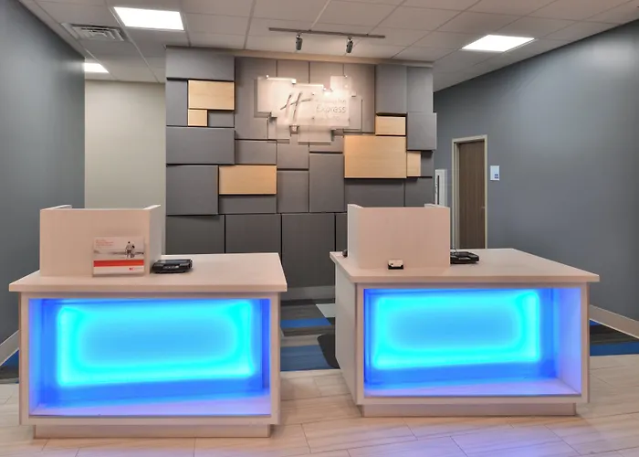 Holiday Inn Express & Suites Houston E - Pasadena