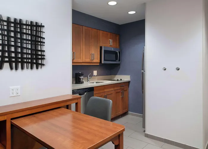Homewood Suites By Hilton Gateway Hills Nashua