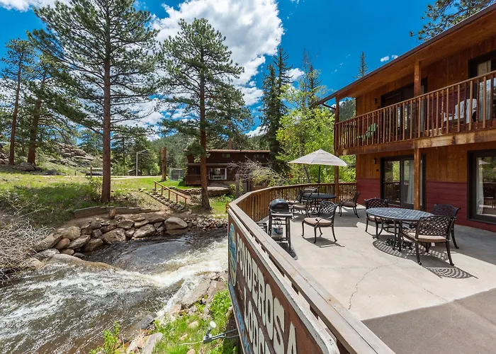 Ponderosa Lodge