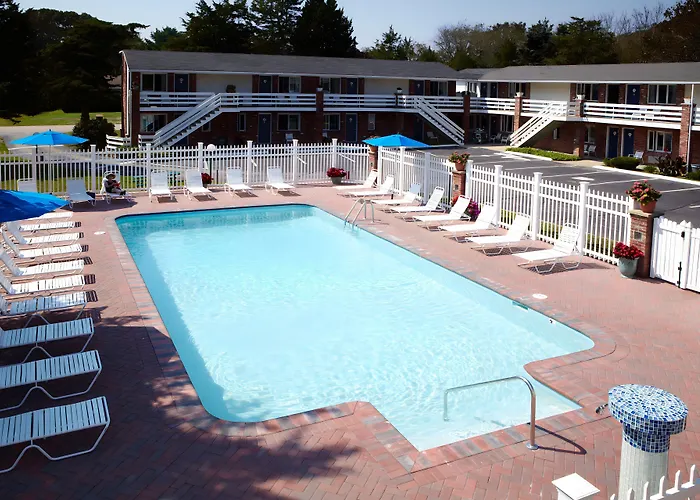 Breezeway Boutique Hotel