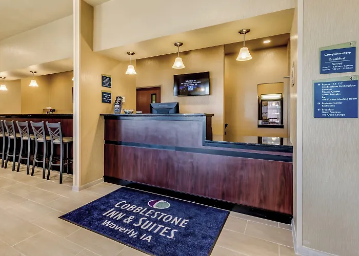 Cobblestone Inn & Suites - Waverly