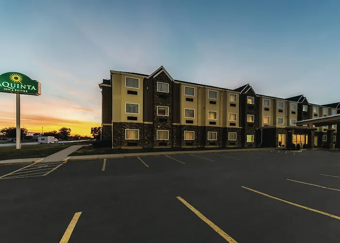 La Quinta By Wyndham Collinsville - St. Louis