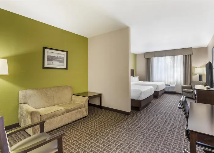 Best Western Plus Havre Inn & Suites