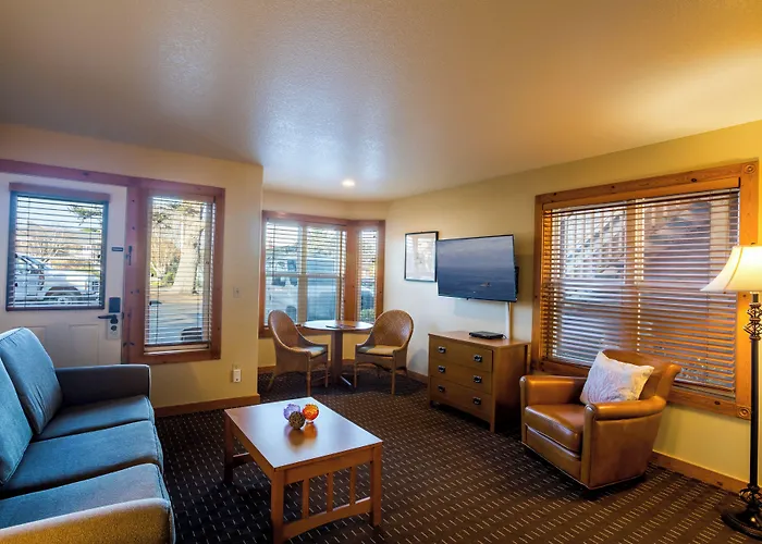 Lighthouse Inn