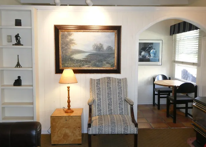 Briarwood Inn