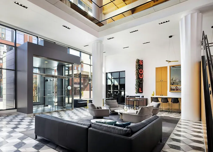 Le Meridien Columbus, The Joseph