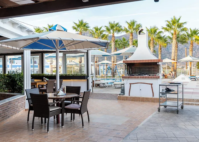 Mammis Beach Hotel