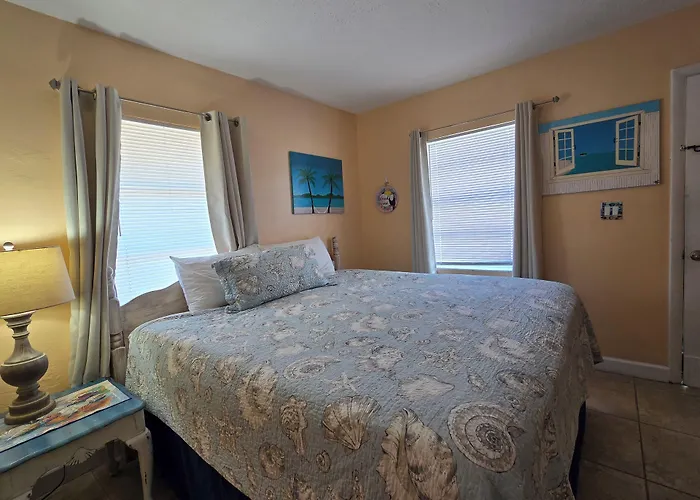 Oceanfront Sea Scape Motel