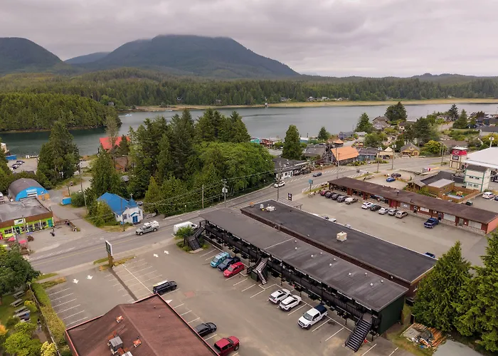 Ucluelet Wildwood Inn