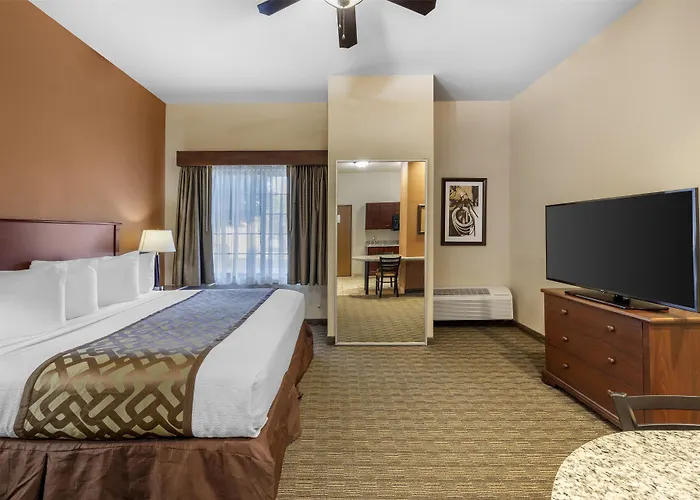 Best Western North Edge Inn
