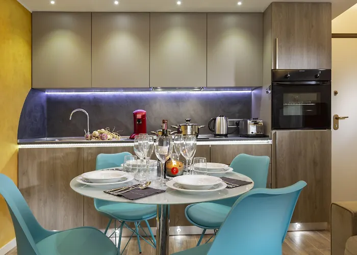 The Queen Luxury Apartments - Villa Carlotta