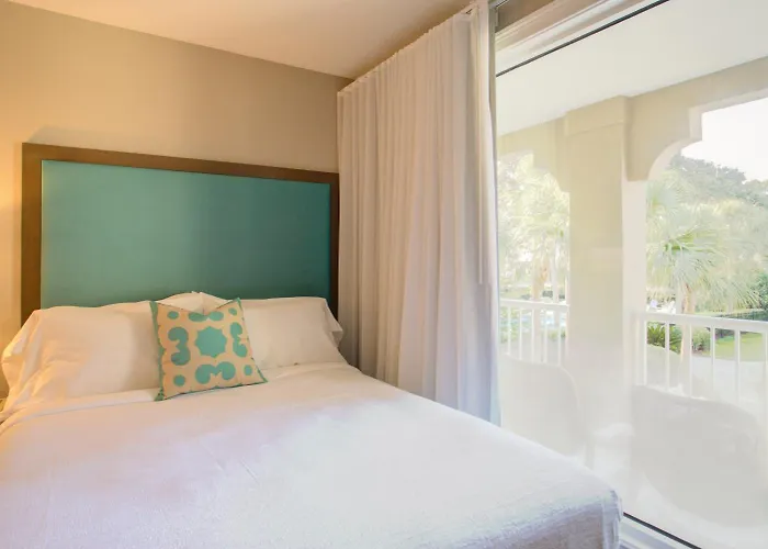 Beachview Club Hotel