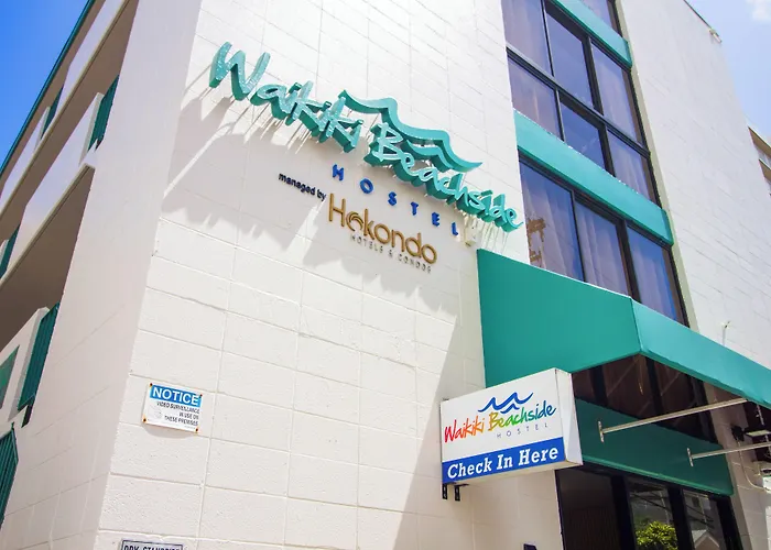 Waikiki Beachside Hostel