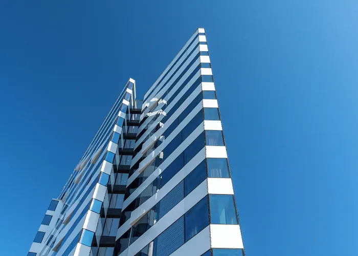 Clarion Hotel The Edge