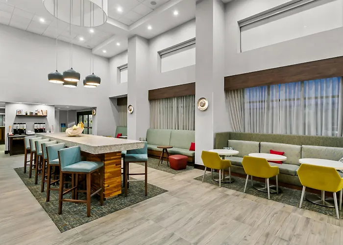 Hampton Inn & Suites Baltimore/Woodlawn