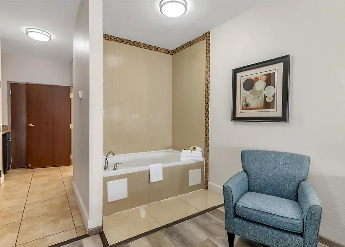 Best Western Plus Jfk Inn & Suites