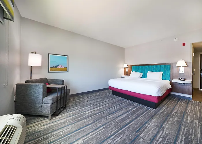Hampton Inn & Suites Salinas