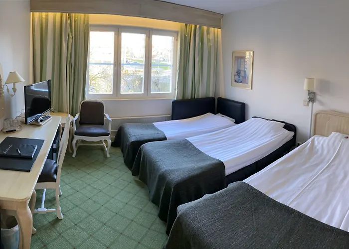Hotel Moelndals Bro