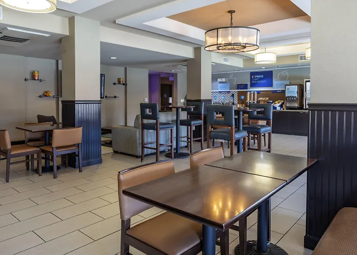 Holiday Inn Express & Suites Indio - Coachella Valley By Ihg