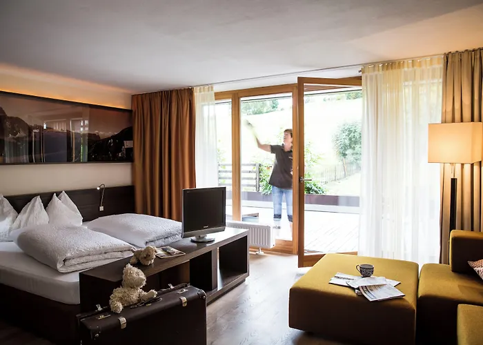 Dolomitenblick Alps Boutique Hotel