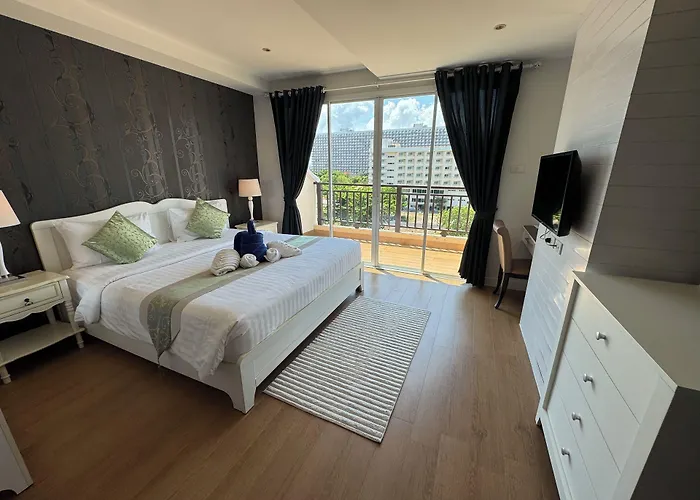Jomtien Beach Penthouses