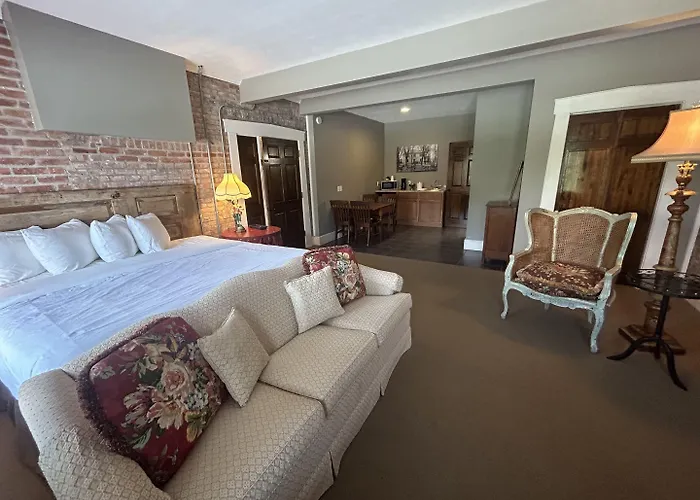 William Watson Hotel (Adults Only)