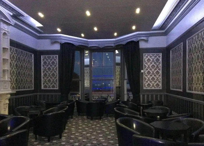The Carlton Hotel