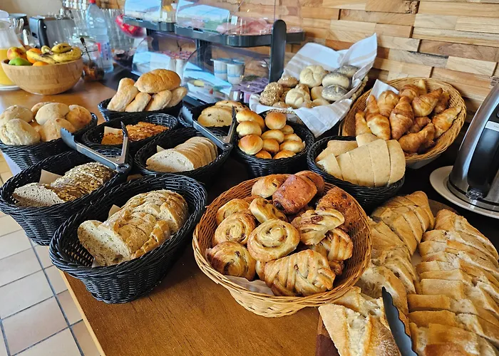 Hotel Westendia inclusief Parking&Top Breakfast !