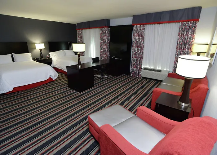 Hampton Inn & Suites Albany At Albany Mall