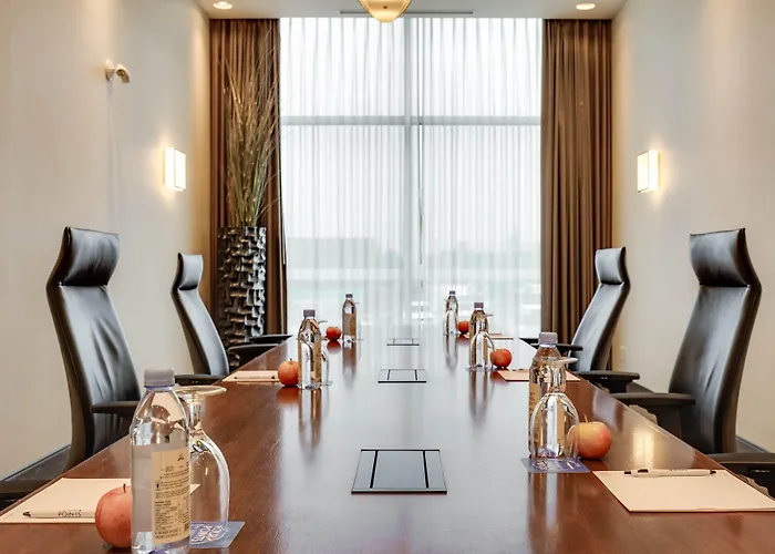 Four Points By Sheraton Kelowna Airport