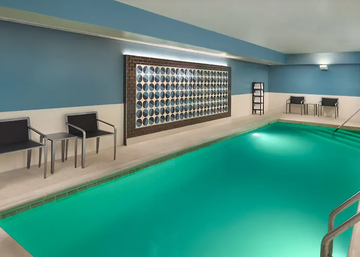Courtyard By Marriott Washington, D.C./Foggy Bottom