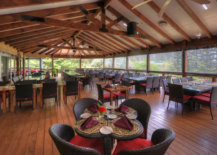 Paradise Hotel & Resort