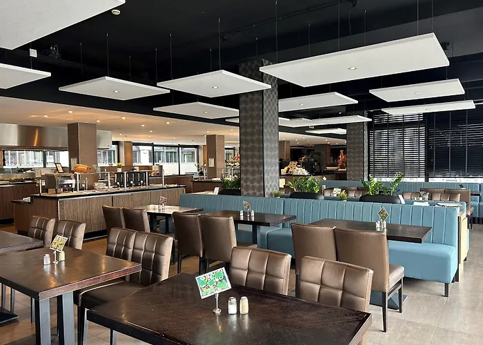 XO Hotels Park West