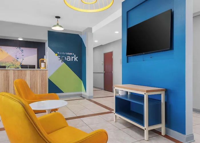 Spark By Hilton Minot