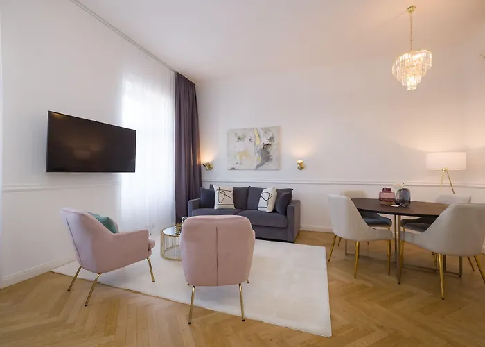 Rafael Kaiser - Premium Apartments - Contactless Check-In