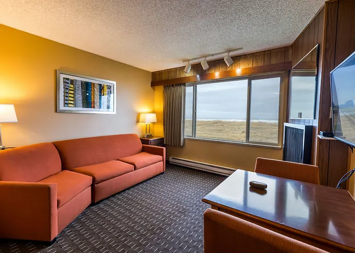Ebb Tide Oceanfront Inn