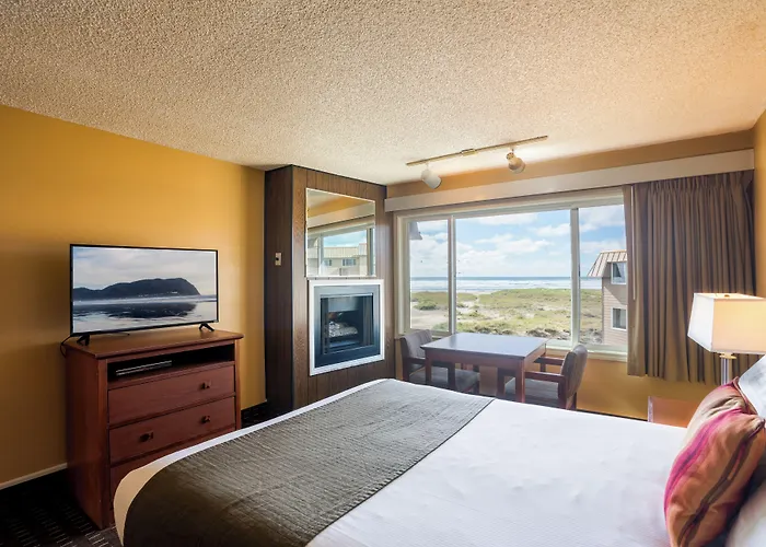 Ebb Tide Oceanfront Inn