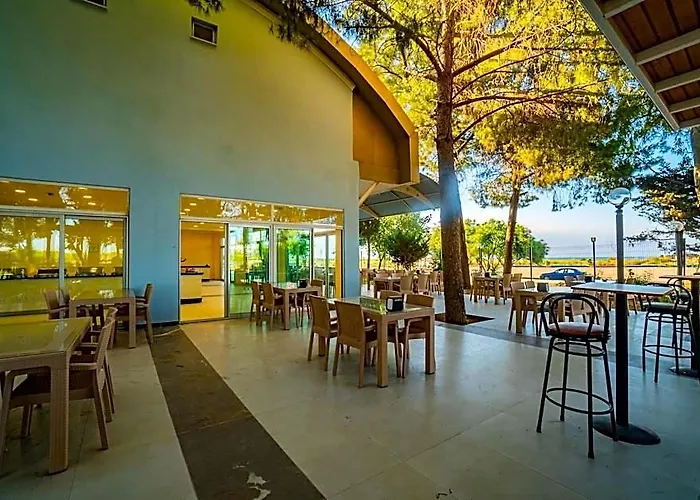 Prenses Sealine Beach Hotel