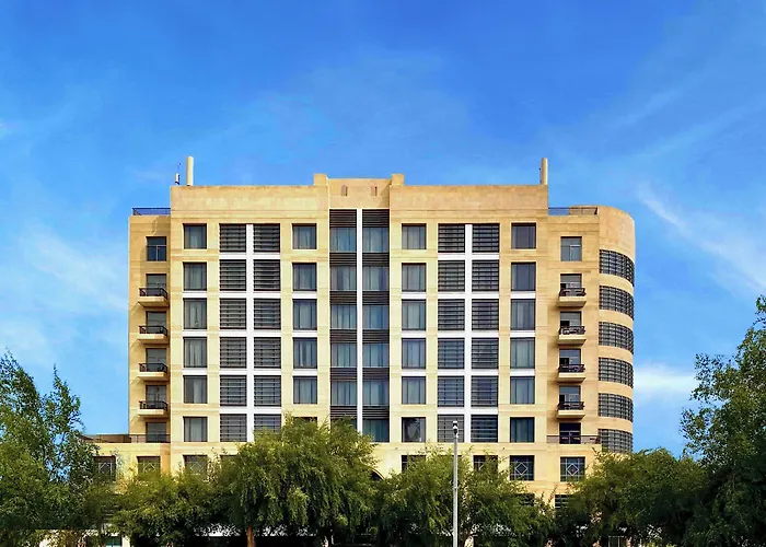 Central Hotel Doha By Ihg